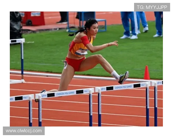 吴艳妮状态稳健预赛夺魁强势晋级女子百米栏巅峰决赛舞台荣耀战场